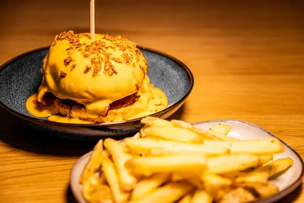 Boom! Cheddar Lovers